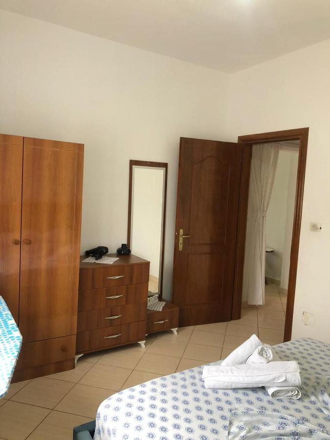 Teo Apartment Sarandë Pokoj fotografie