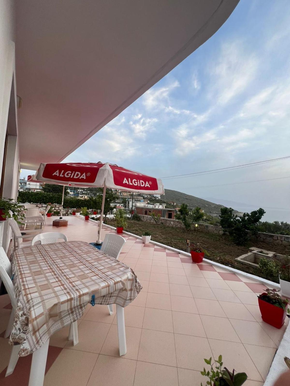 Teo Apartment Sarandë Exteriér fotografie