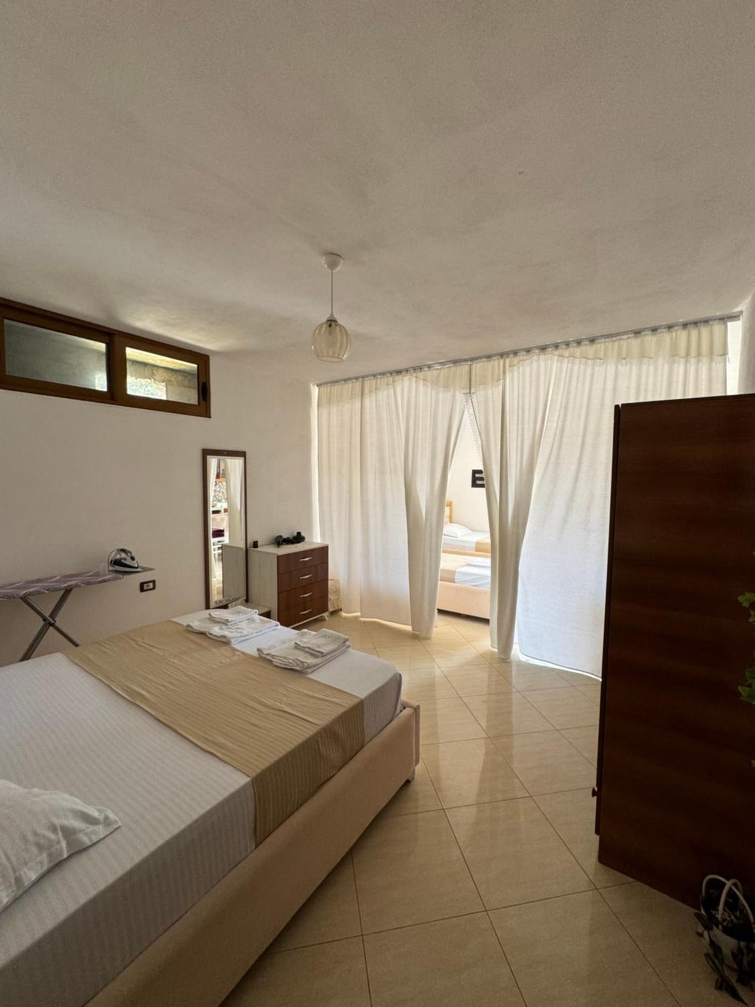 Teo Apartment Sarandë Exteriér fotografie